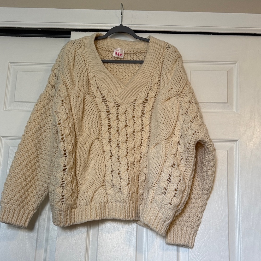 Cream V-Neck Cable Knit Sweater